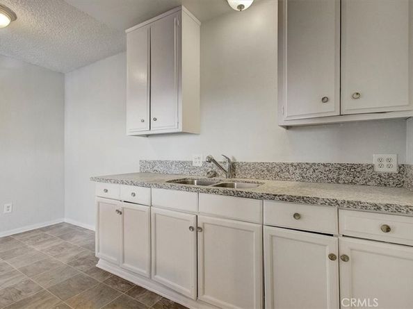 2122 E 10th Street, Long Beach CA 90804