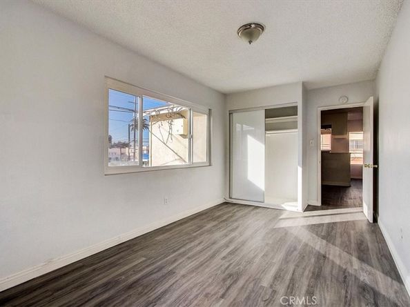 2122 E 10th Street, Long Beach CA 90804