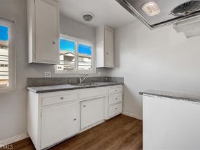 2122 E 10th Street, Long Beach CA 90804