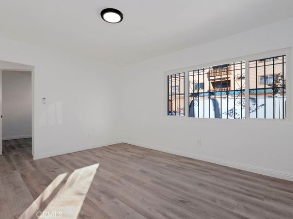 2122 E 10th Street, Long Beach CA 90804