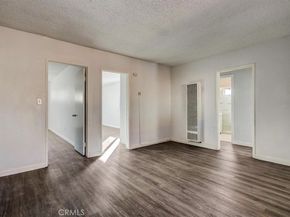 2122 E 10th Street, Long Beach CA 90804