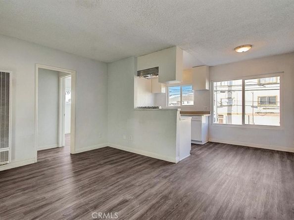 2122 E 10th Street, Long Beach CA 90804