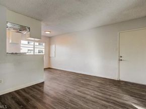 2122 E 10th Street, Long Beach CA 90804