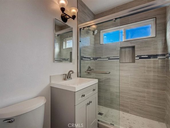 2122 E 10th Street, Long Beach CA 90804