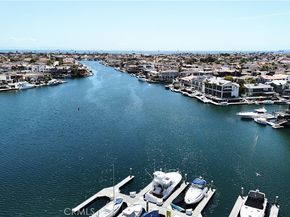 16451 Wimbledon, Huntington Beach CA 92649