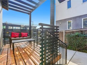 4523 Lexington, Los Angeles CA 90029