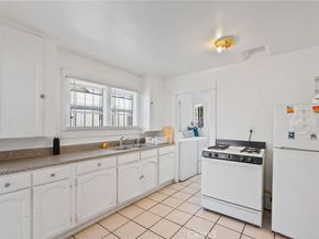 1036 W 107th, Los Angeles CA 90044