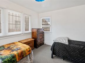 1036 W 107th, Los Angeles CA 90044