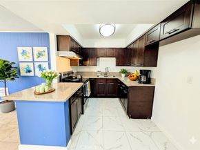 134 S Magnolia 11C, Anaheim CA 92804