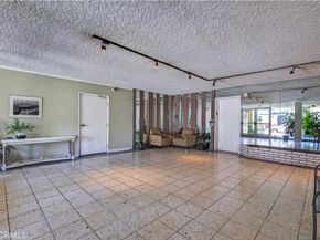 1187 East 3rd Street 305, Long Beach CA 90802