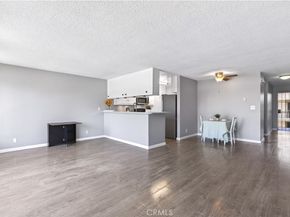 1187 East 3rd Street 305, Long Beach CA 90802