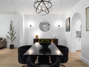 11740 W Sunset Boulevard 14, Los Angeles CA 90049