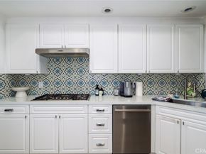 11740 W Sunset Boulevard 14, Los Angeles CA 90049