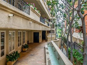 11740 W Sunset Boulevard 14, Los Angeles CA 90049