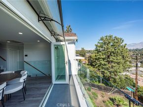 334 Anita Drive, Pasadena CA 91105