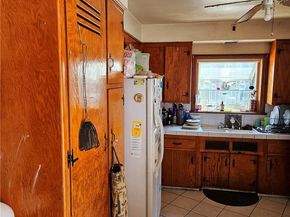 813 S Sloan Avenue, Compton CA 90221