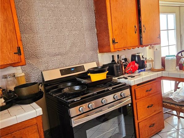 813 S Sloan Avenue, Compton CA 90221