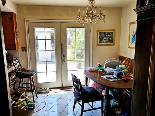 813 S Sloan Avenue, Compton CA 90221