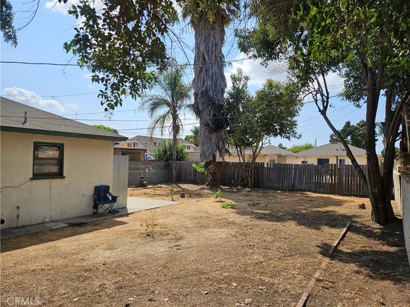 813 S Sloan Avenue, Compton CA 90221