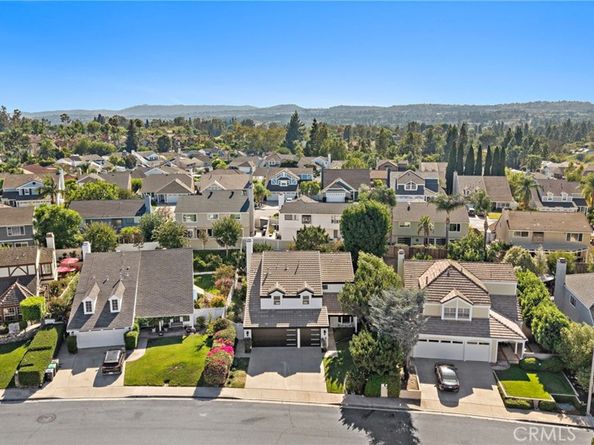 24641 Paige Circle, Laguna Hills CA 92653