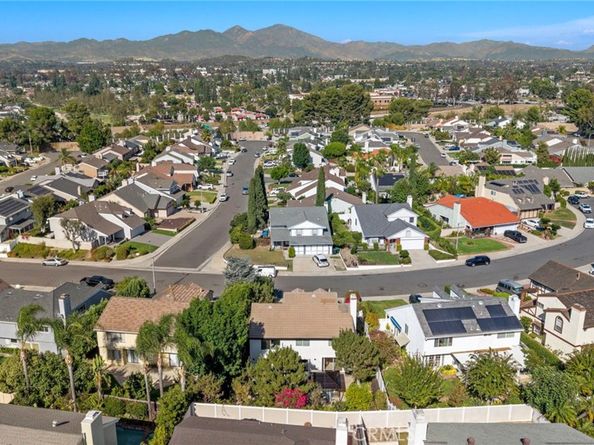 24641 Paige Circle, Laguna Hills CA 92653