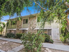 939 E Appleton Street 25, Long Beach CA 90802