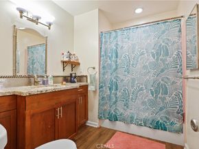 939 E Appleton Street 25, Long Beach CA 90802