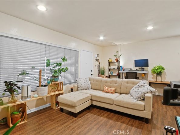 939 E Appleton Street 25, Long Beach CA 90802