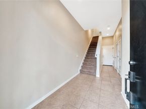 563 W Maple Avenue, Orange CA 92868