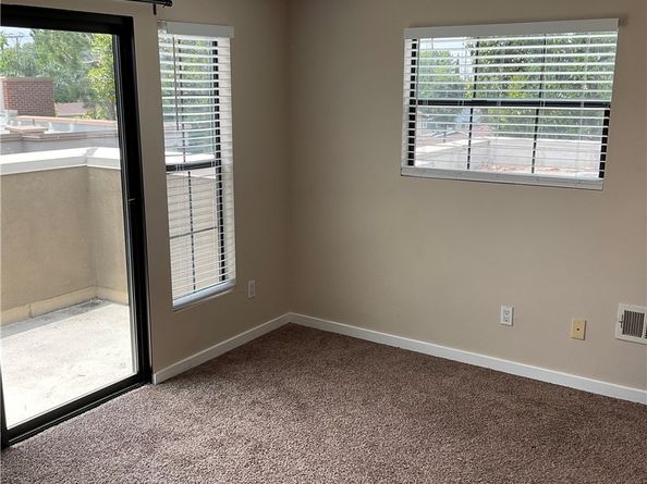 563 W Maple Avenue, Orange CA 92868