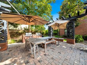 563 W Maple Avenue, Orange CA 92868
