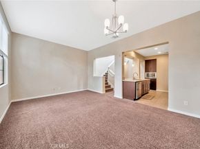 563 W Maple Avenue, Orange CA 92868
