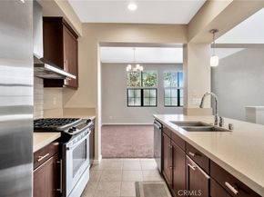 563 W Maple Avenue, Orange CA 92868