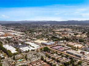 563 W Maple Avenue, Orange CA 92868