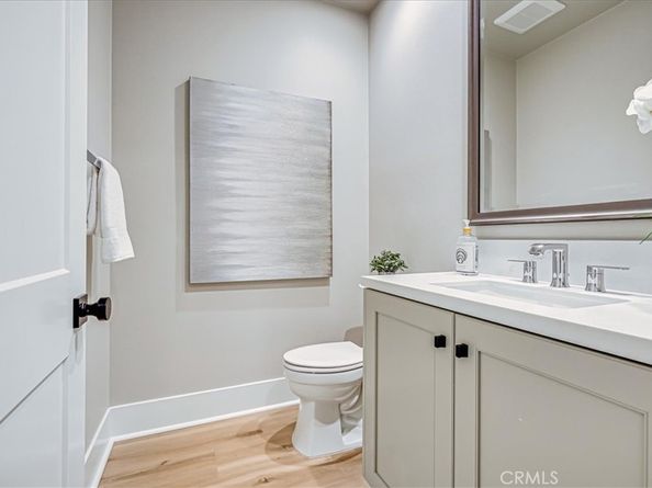 100 Bozeman, Irvine CA 92602
