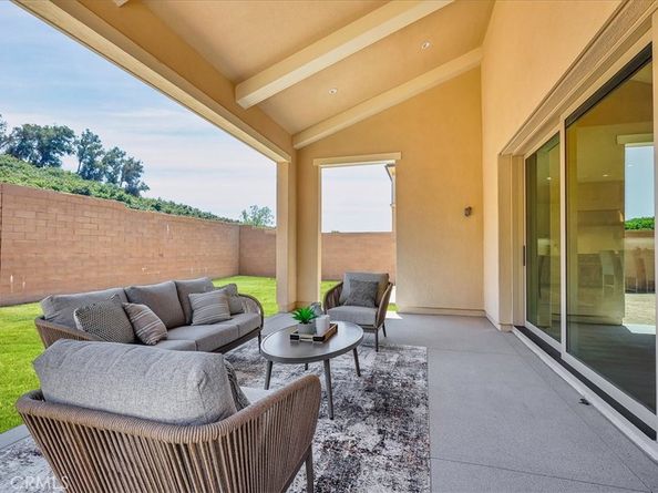 100 Bozeman, Irvine CA 92602