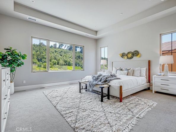 100 Bozeman, Irvine CA 92602