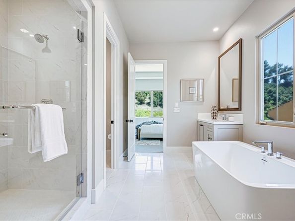 100 Bozeman, Irvine CA 92602