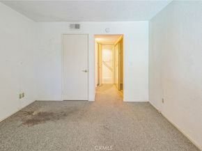 8801 Independence Avenue 11, Canoga Park CA 91304