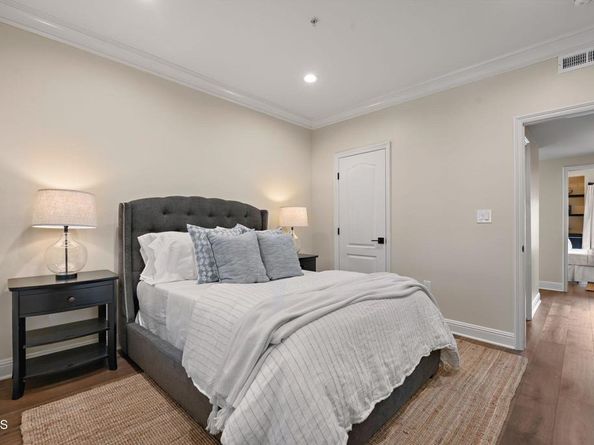 108 S El Molino Avenue 106, Pasadena CA 91101