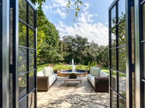 1220 Hillcrest Avenue, Pasadena CA 91106