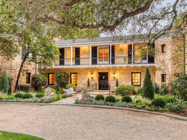 1220 Hillcrest Avenue, Pasadena CA 91106