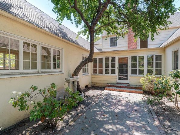 215 Madeline Drive, Pasadena CA 91105