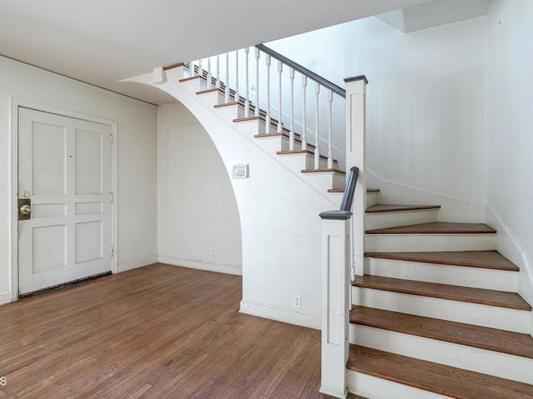 215 Madeline Drive, Pasadena CA 91105