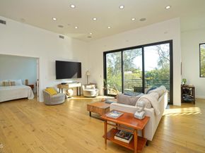 6565 Pickwick Street, Los Angeles CA 90042