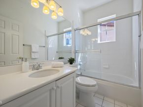 827 W Heritage Oak Court, Altadena CA 91001