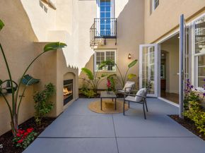 827 W Heritage Oak Court, Altadena CA 91001