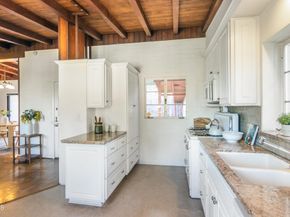 50 Grace Terrace, Pasadena CA 91105