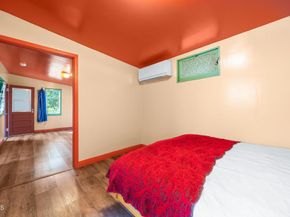 11060 Plainview Avenue, Los Angeles CA 91042