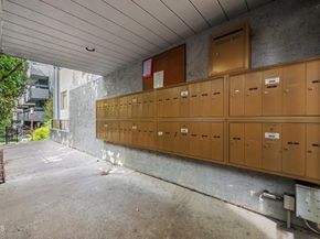 355 S Marengo Avenue 402, Pasadena CA 91101